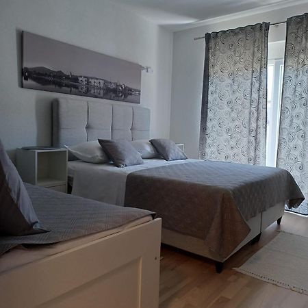 טרוגיר Studio Apartman Marija מראה חיצוני תמונה